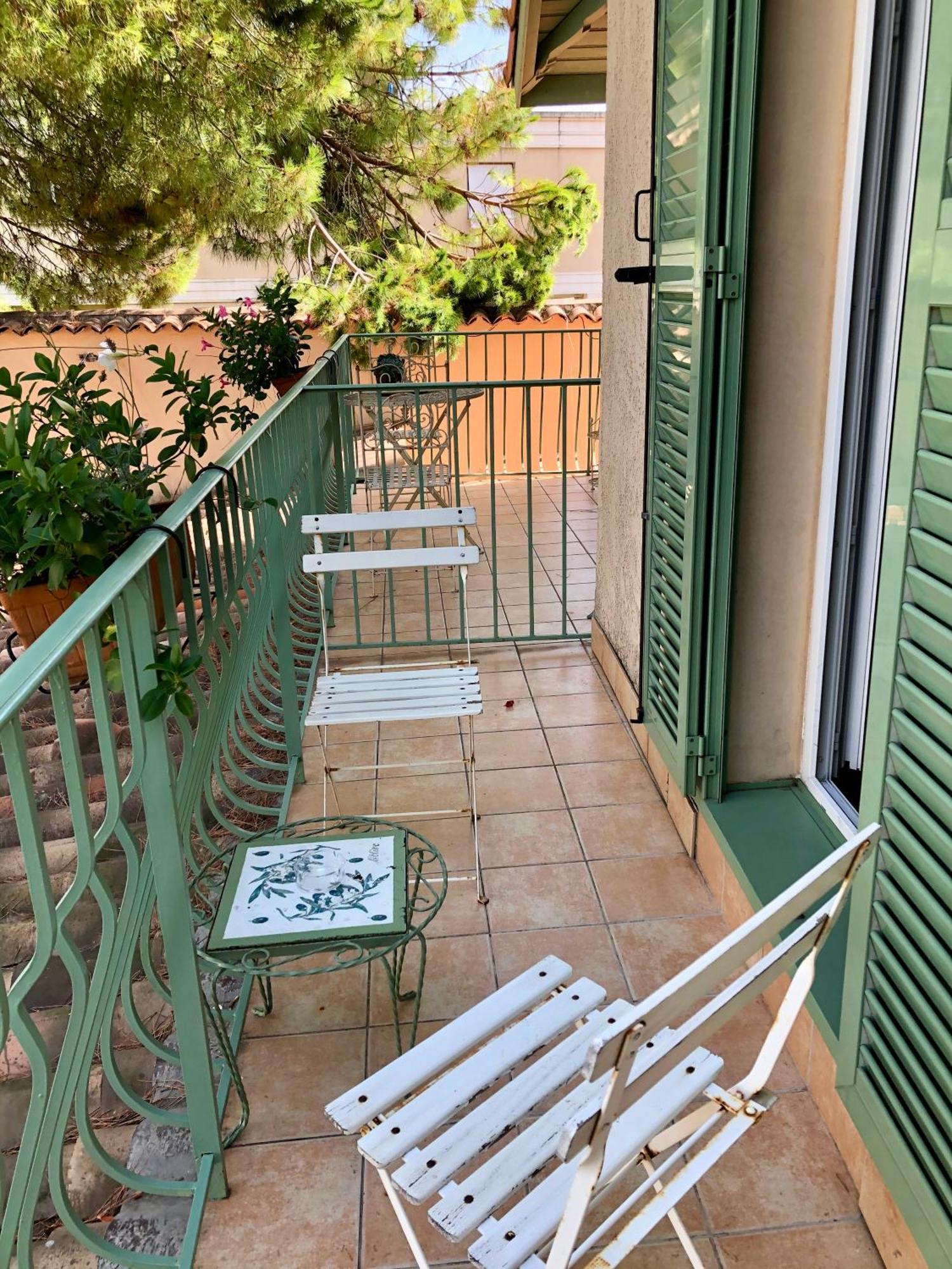 Le Ponteil 2* Antibes