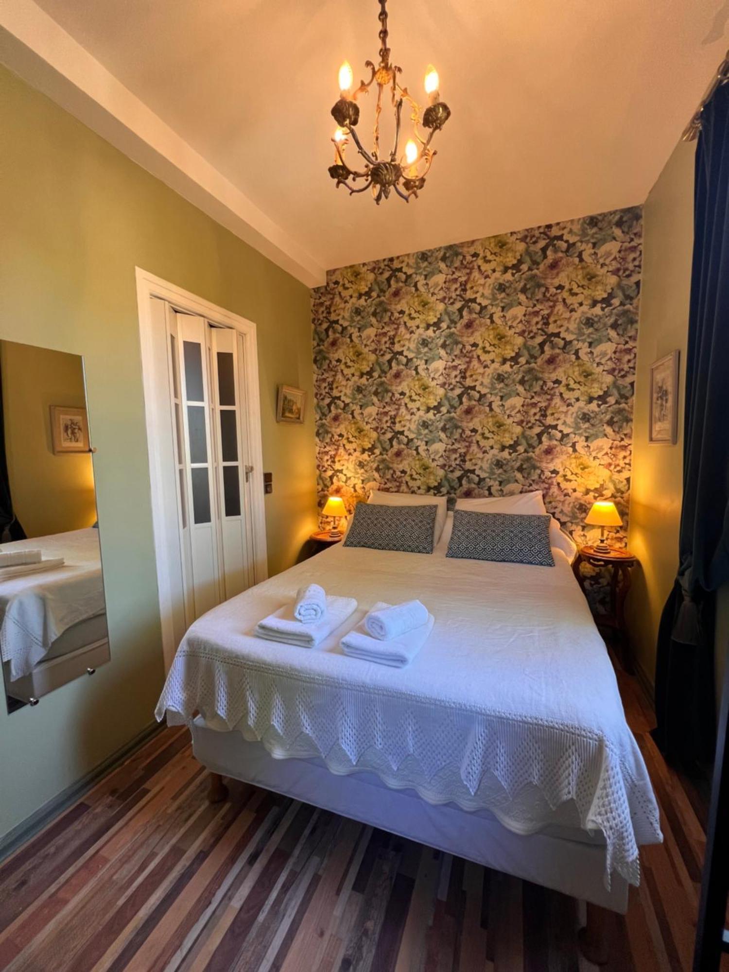 Hotel Le Ponteil 2*