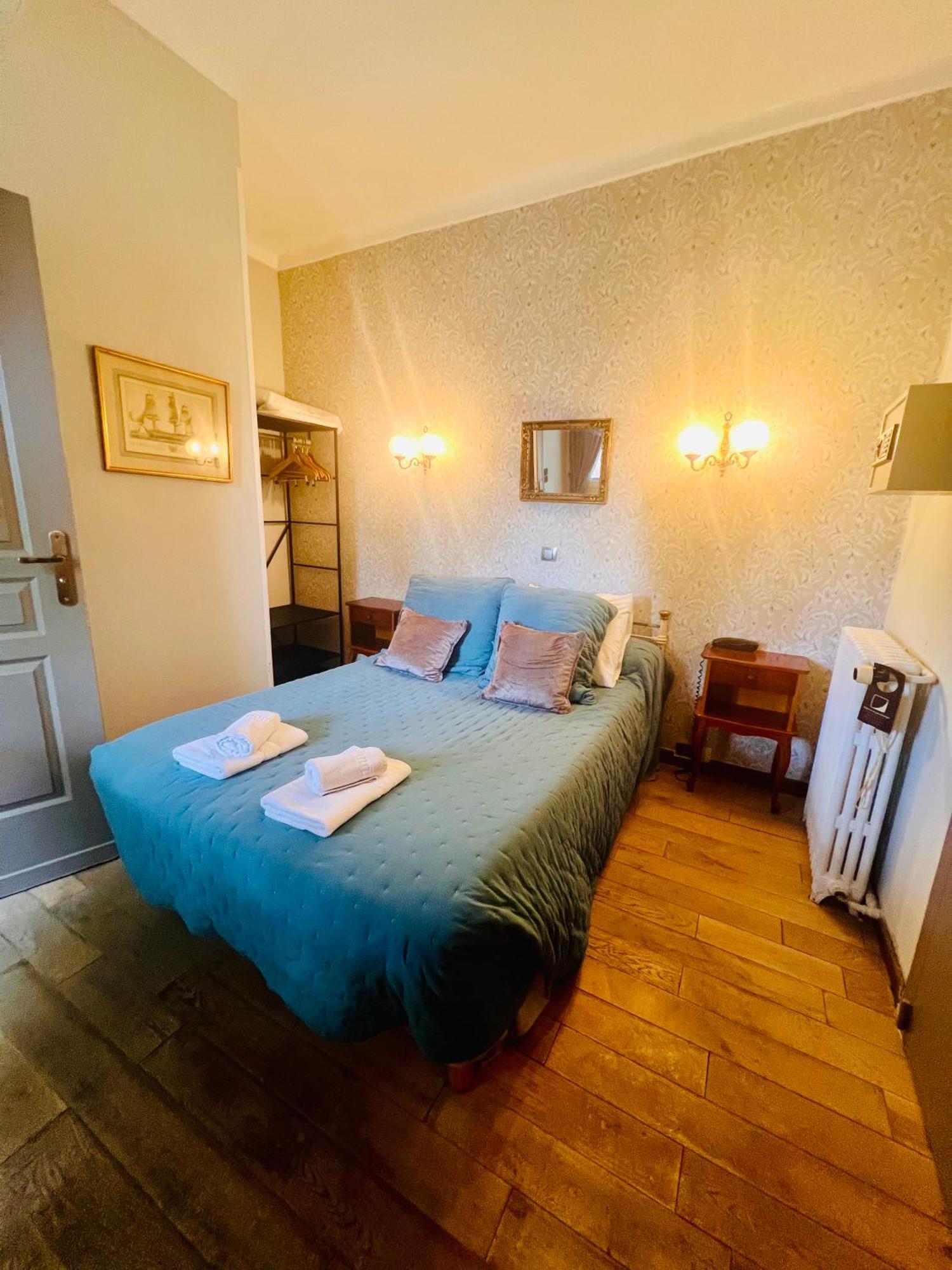 Le Ponteil Hotel 2*