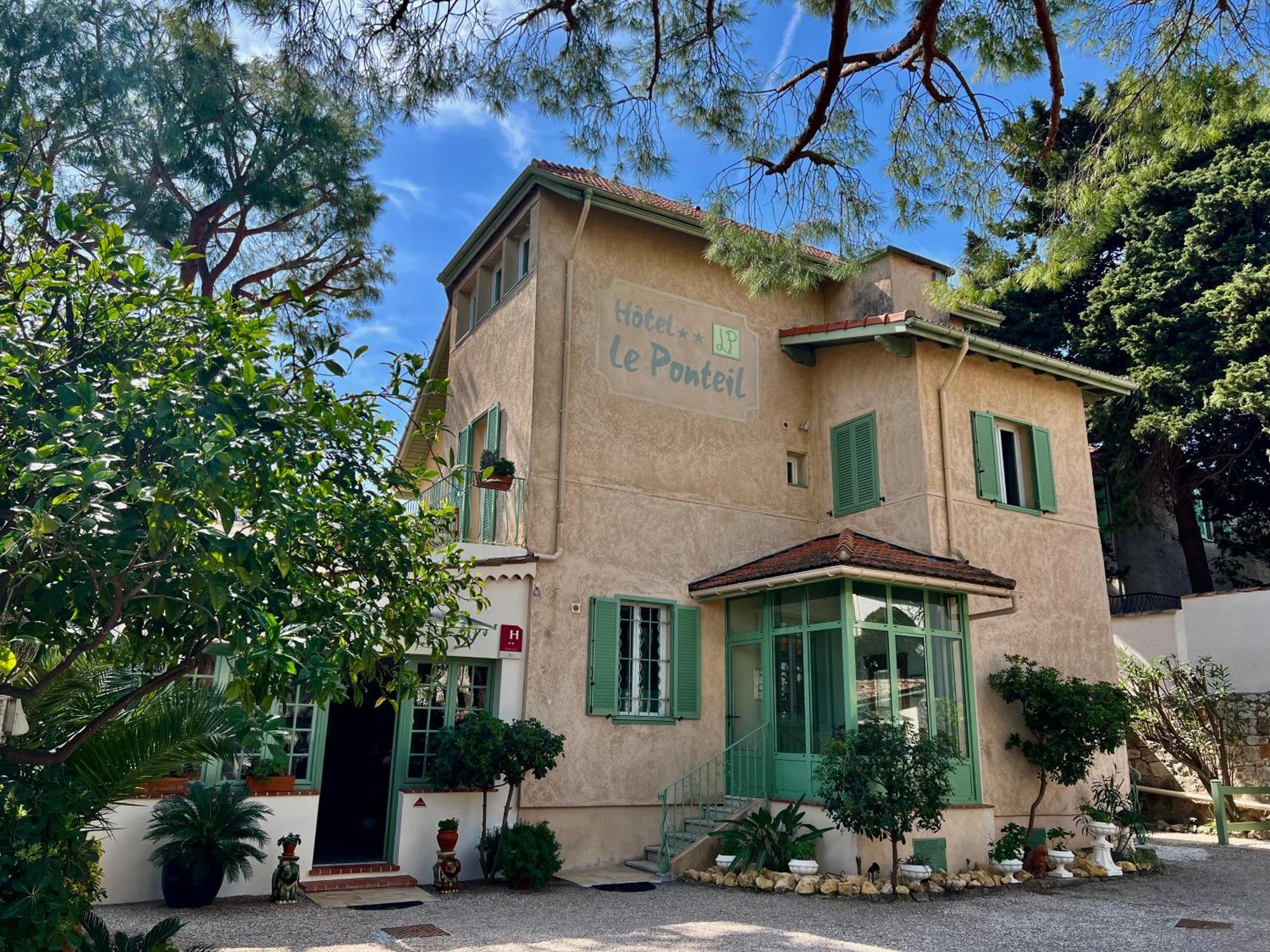 Le Ponteil 2* Antibes